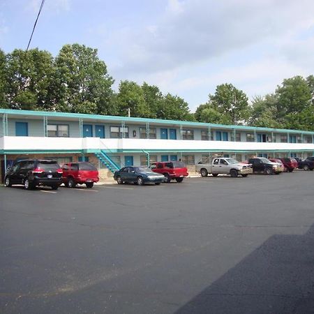 Budgeteer Motor Inn Ангола Экстерьер фото