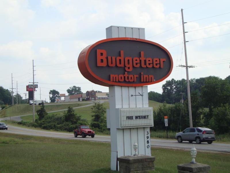 Budgeteer Motor Inn Ангола Экстерьер фото