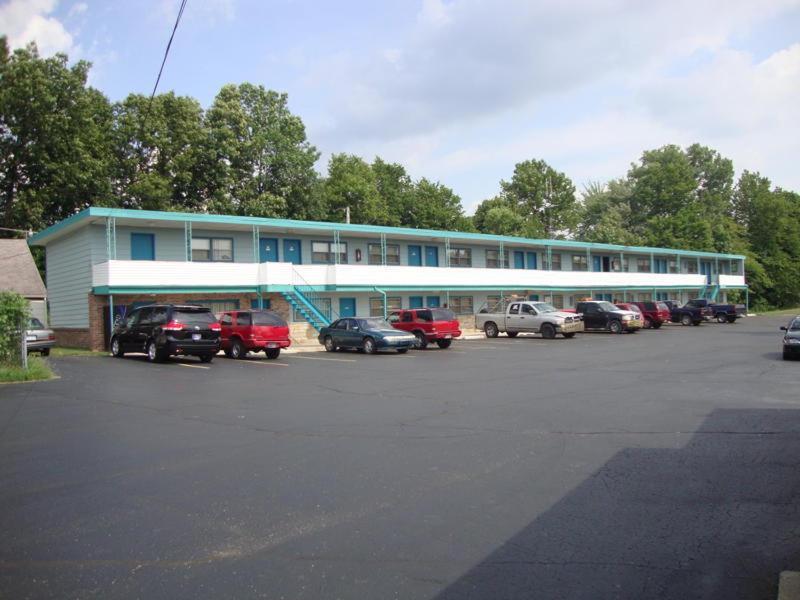 Budgeteer Motor Inn Ангола Экстерьер фото